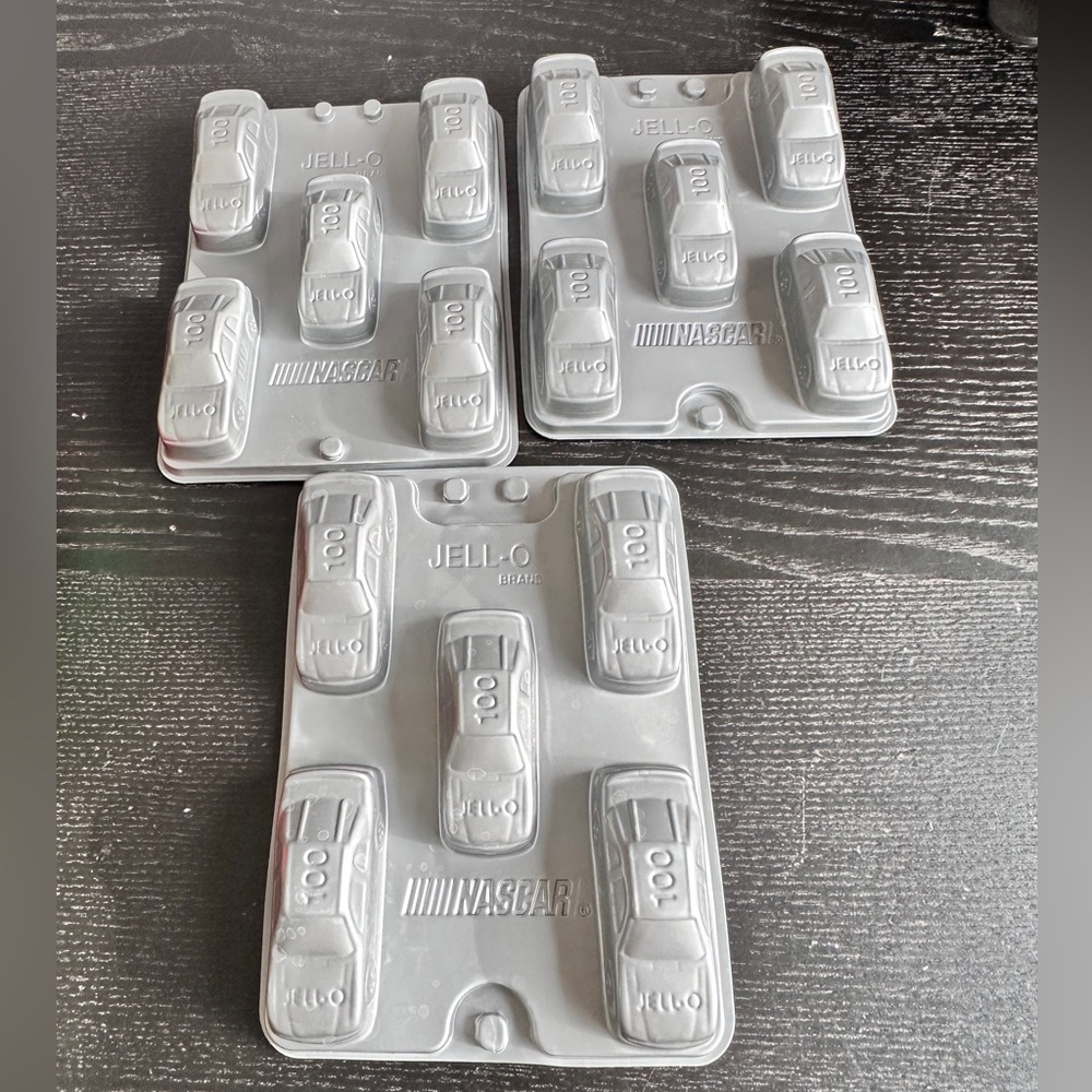 Set of 3 Vintage Jello-O Jello Jigglers Nascar Race Car Molds 5 Cars Each
